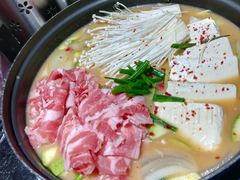 韩式牛肉大酱火锅-烤路里·韩国品质自助烤肉(石路天虹4号店)