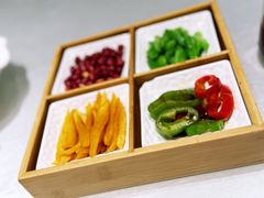 -炆艺乳鸽·煲仔饭大排档(望京来广营店)