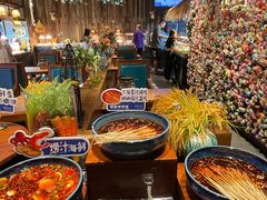 -领鲜活海鲜榴莲自助火锅(东门店)