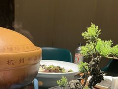 -忆江南·临江鱼馆