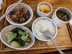 -72街红烧排骨饭(海珠丽影广场店)