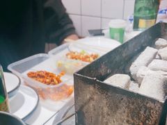 -喜悦小串丹东小黄牛海鲜烧烤大排档(民主广场店)