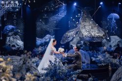 -深白婚纱艺术馆(王府壹号店)