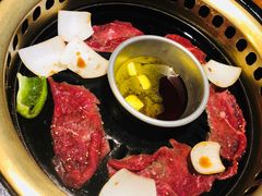 -炼火烤肉店