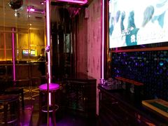 -麦度量贩式KTV(中联广场店)