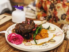 -FLOVIE FLORIST CAFE