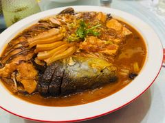 得莫利炖黄河大鲤鱼-李记饺子·熏酱东北菜(欢乐谷店)
