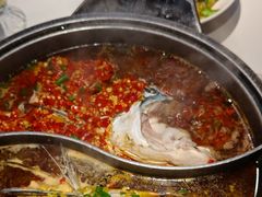 -阿瓦山寨·湘菜现炒·剁椒鱼头王(咸阳总店)