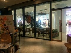 门面-星巴克臻选(莘庄仲盛店)