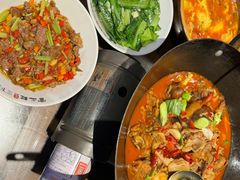 -富正毅三下锅·湘西韵味(天门山索道店)