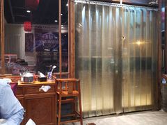 大堂-亿诣蝎府炸酱面羊蝎子火锅(酷车小镇店)