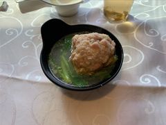 -新镇江酒家(南京西路店)
