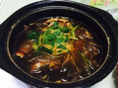 特色牛杂煲-阿隆煲店(秀仁苑店)