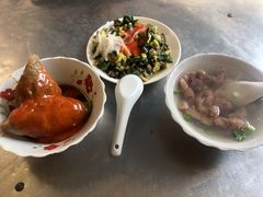 肉粽-群众牛肉小点(蚵仔煎)