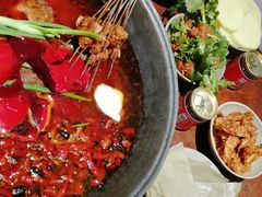 -四小区火锅·巷子里的重庆火锅(花照壁店)