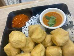 -花馬肆.云南过桥米线(汉神购物广场现场熬汤店)