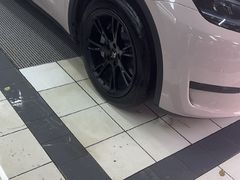 -哈贝卡汽车服务连锁(硕士路店)