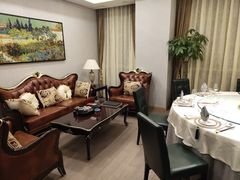 -金时代顺风大酒店(临港百联店)