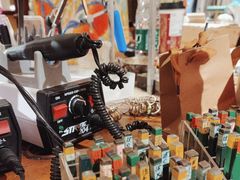 -十八字金·银饰·拼豆·开蚌DIY(魏公芳华里店)