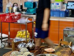 餐具摆设-周良天山牛杂城(天山路总店)