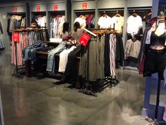 -Hollister(天环广场店)