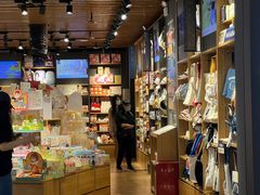 -九木杂物社(新奥购物中心店)