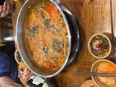 -亮欢寨酸汤鱼(沙冲路店)