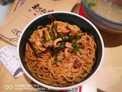 葱油拌面-弄堂小笼包(西青中北永旺购物中心店)
