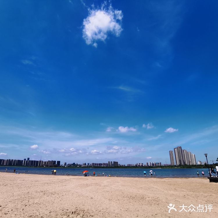 骑脚踏车🚲逛逛逛