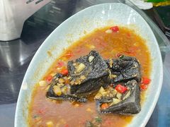 -湖南人家湘菜馆(镇江路店)