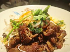 -大头虾越式风味餐厅(光明广场店)