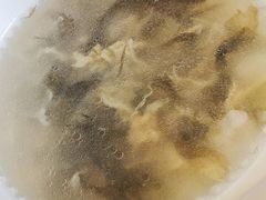 槐念三鲜疙瘩汤-“槐念·郝鲜”海鲜蒸包·芸豆蚬子手擀面(三八广场店)