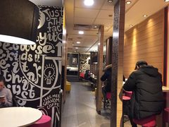 大堂-麦当劳(新闸路店)