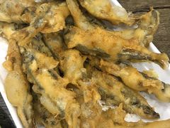 椒盐多春鱼-贞姨美食·老字号海鲜大排档