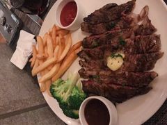 -WOLFGANG PUCK KITCHEN & BAR(迪士尼小镇店)