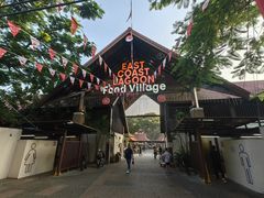 -东海岸人工湖美食村