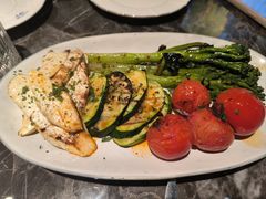 -LESCEDARS Brasserie Bistro香柏树