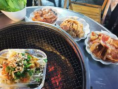 -小辣椒汤锅烧烤(温泉南街店)