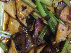 麦芹炒香干-钟记家菜(红专南路店)