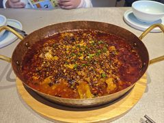 水煮肉片-有红鸡毛店·川菜(建设路店)