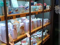 -星巴克臻选(周浦万达店)