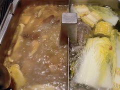 -海底捞火锅鲜切牛肉主题店(长寿路店)