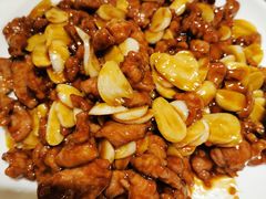 蒜爆羊肉-金春禧·鲁菜海鲜(延吉路万达店)