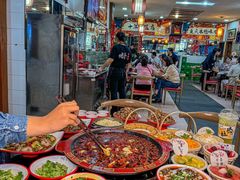 -烧哥美蛙肥肠鱼火锅·十五年社区店