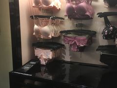 -Victoria's Secret(杭州湖滨银泰in77店)