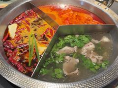 -廖掌柜·重庆鲜货火锅(上海首店)