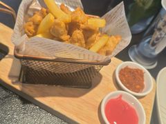 -辣尚瘾·烤鱼·新川菜(牡丹园直营店)