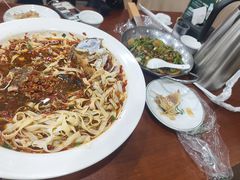-湖南人家湘菜馆(镇江路店)
