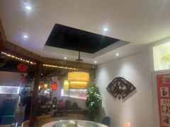 -春天里餐厅(西田城店)