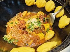 -袁小二大东北铁锅炖(吉祥村总部)